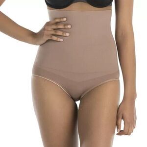 Spanx Red Hot High Waist Panty Briefs Womens Small Nude Shapewear FS4115